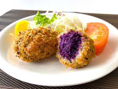 ごまおさつコロッケ（紫芋）